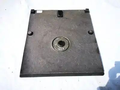 Second-hand car spare part carpet for opel vectra c caravan 1.9 16v cdti cat (z 19 dth / lrd) oem iam references 13110210  