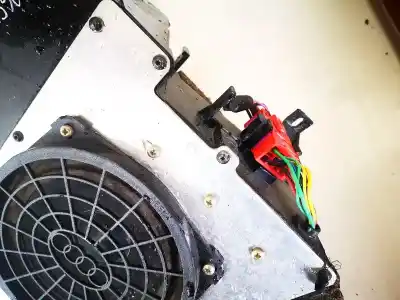 Second-hand car spare part audio system / radio cd for audi a4 avant (b5) 1.8 oem iam references 8d9035381  