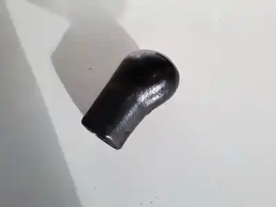 Second-hand car spare part gear lever knob for toyota yaris verso (ncp2/nlp2) 1.3 16v cat oem iam references   