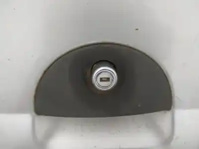 Peça sobressalente para automóvel em segunda mão fechadura do mala por opel meriva b 1.7 16v cdti referências oem iam 