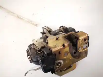 Автозапчасти б/у замок левой передней двери за audi a6, c5 1997.01 - 2001.08 2.4 121kw 1997.02 - 2005.01 ссылки oem iam   