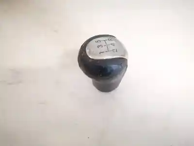 Peça sobressalente para automóvel em segunda mão botão da alavanca de velocidades por toyota corolla (e12) 2.0 d-4d linea luna berlina referências oem iam 