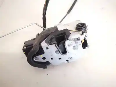 Автозапчастина б/у замок передніх дверей лівий для opel insignia a (g09) 2.0 cdti (68) посилання на oem iam 