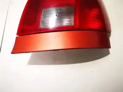 Автозапчастина б/у задні модинги для AUDI A4 AVANT (B5) 1.8 Посилання на OEM IAM   