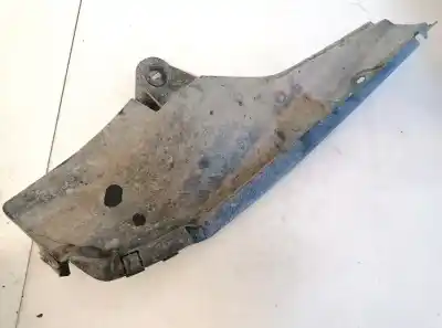 Pezzo di ricambio per auto di seconda mano plastica per mazda 3 lim. (bl) 1.6 cd diesel cat riferimenti oem iam bcw850351  