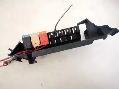 Pezzo di ricambio per auto di seconda mano pezzi vari per audi a6 avant (c4) 2.5 tdi riferimenti oem iam 4a0906405g