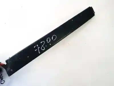 Peça sobressalente para automóvel em segunda mão molduras frontais por audi a6 avant (c4) 2.5 tdi referências oem iam 