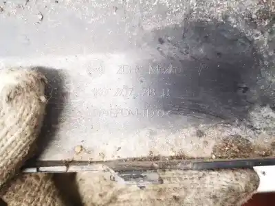 Автозапчастина б/у передні молдинги для volkswagen jetta (1k2) 1.6 16v fsi посилання на oem iam 1k0807718b  