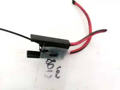 Автозапчасти б/у различные детали за audi a2 (8z) 1.2 tdi ссылки oem iam 8a0937530  