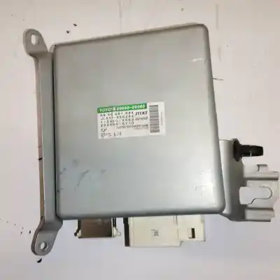 Peça sobressalente para automóvel em segunda mão módulo eletrônico por toyota avensis wagon (t25) 2.2 d-4d cat referências oem iam 6900001684