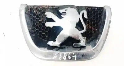 Автозапчасти б/у ЭМБЛЕМА за PEUGEOT PARTNER (S2)  ссылки OEM IAM 303002001  18C0001030
