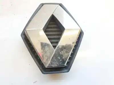 Автозапчасти б/у ЭМБЛЕМА за RENAULT MEGANE II (BM0/1_, CM0/1_)  ссылки OEM IAM 8200115115  8200115115