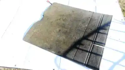 Pezzo di ricambio per auto di seconda mano tappeto per volvo v50 (545) 1.6 d riferimenti oem iam 39999987