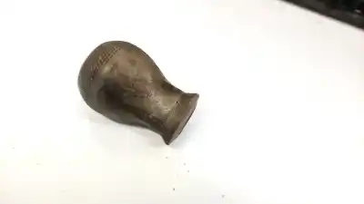 Pezzo di ricambio per auto di seconda mano pomello della leva del cambio per volkswagen passat variant (3b5) 1.8 riferimenti oem iam   