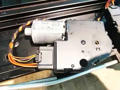 Автозапчасти б/у электродвигатель крыши за audi q7 (4l) 3.0 v6 24v tdi ссылки oem iam 4l0959591