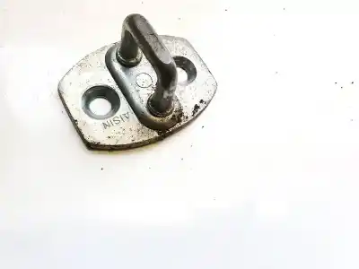 Pezzo di ricambio per auto di seconda mano pezzi vari per toyota corolla (e12) 2.0 d-4d linea luna berlina riferimenti oem iam   