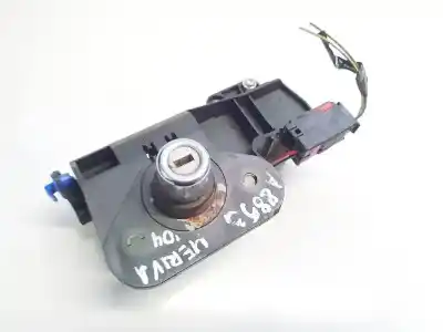 Pièce détachée automobile d'occasion COFFRE / SERRURE DE PORTE pour OPEL MERIVA  Références OEM IAM 13168316  13168317, 13168319