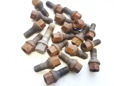 Second-hand car spare part various parts for opel zafira b 1.9 cdti oem iam references 