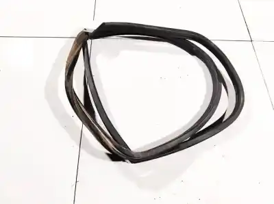 Автозапчасти б/у контур двери резиновый за audi 80 avant 1.9 tdi ссылки oem iam 