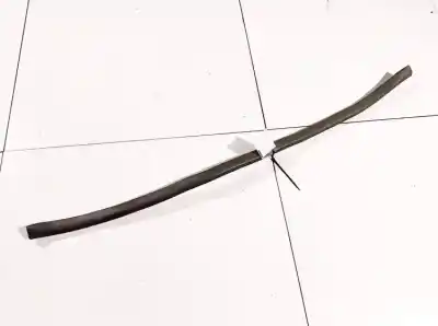 Автозапчасти б/у контур двери резиновый за AUDI 80 AVANT 1.9 TDI ссылки OEM IAM   