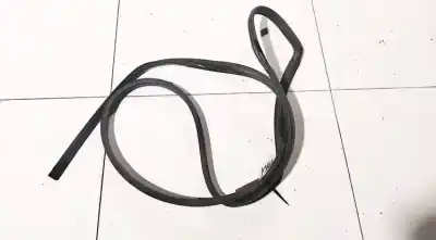 Peça sobressalente para automóvel em segunda mão junta vedante da porta por opel zafira b 1.9 cdti referências oem iam 46966301