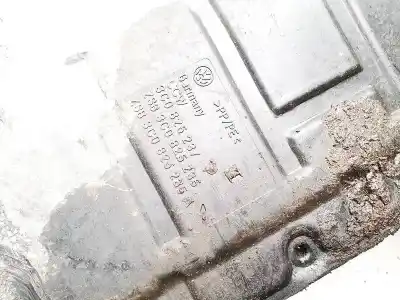 Автозапчасти б/у защитная крышка за volkswagen passat b6 variant (3c5) 2.0 fsi ссылки oem iam 3c0825237  3c0825235