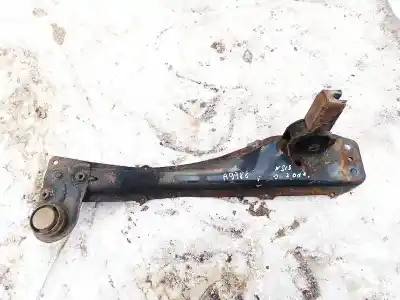 Pezzo di ricambio per auto di seconda mano assale anteriore per toyota avensis wagon (t25) 2.0 d-4d executive riferimenti oem iam 