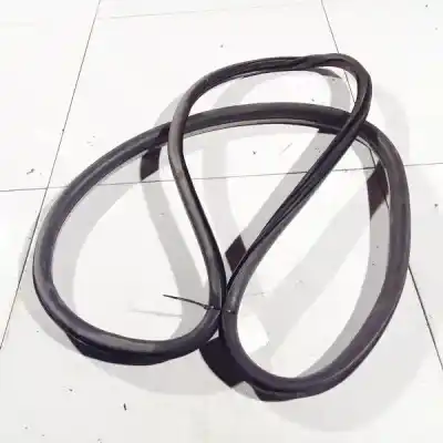 Peça sobressalente para automóvel em segunda mão junta vedante da porta por renault laguna iii 1.5 dci diesel referências oem iam 