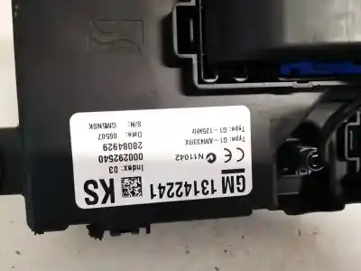 Second-hand car spare part fuse box unit for opel corsa d 1.4 16v bivalent (gasolina / gas licuado del petróleo. gpl) oem iam references 13142241  28084929