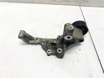 Second-hand car spare part engine support for kia sorento 2.5 crdi ex oem iam references   