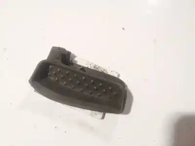 Pezzo di ricambio per auto di seconda mano plastica per opel meriva b 1.7 16v cdti riferimenti oem iam   