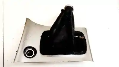 Pezzo di ricambio per auto di seconda mano rivestimento della leva del cambio per toyota corolla (e11) 2.0 d-4d linea sol riferimenti oem iam 