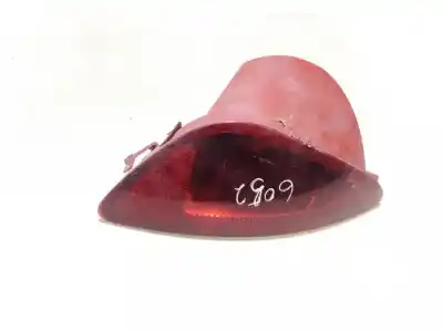 Peça sobressalente para automóvel em segunda mão farolim nevoeiro traseiro direito por renault clio, 2009.06 - 2012.11 facelift 1.2 16v 76kw 2010.09 - 2012.11 referências oem iam e208106