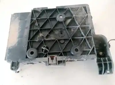 Автозапчастина б/у середній для renault megane ii (bm0/1_, cm0/1_) 1.5 dci (bm0f. cm0f) посилання на oem iam 8200166032  