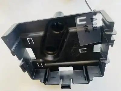 Second-hand car spare part medium for opel corsa e 1.4 oem iam references 13440278