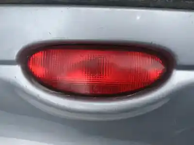Pezzo di ricambio per auto di seconda mano luce nebbia posteriore centrale per peugeot 206 berlina play station 2 riferimenti oem iam 