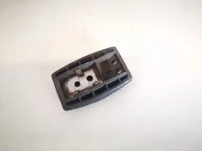 Pezzo di ricambio per auto di seconda mano plastica per toyota corolla (e12) 2.0 d-4d linea luna berlina riferimenti oem iam   