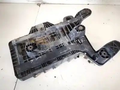 Автозапчасти б/у средний за audi a3 (8p) 2.0 16v fsi ссылки oem iam 1k0915333b  