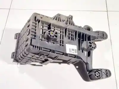 Pezzo di ricambio per auto di seconda mano Medio per VOLKSWAGEN PASSAT B6 VARIANT (3C5) 2.0 FSI Riferimenti OEM IAM 1K0915333  