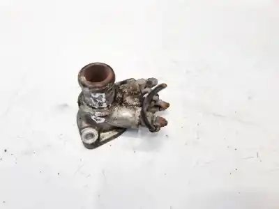 Second-hand car spare part thermostat for volkswagen passat variant (3b5) 1.9 tdi oem iam references 028121145b  