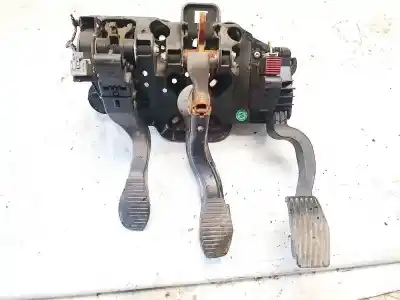 Pièce détachée automobile d'occasion PÉDALE D'EMBRAYAGE pour FIAT PUNTO (EVO) (199)  Références OEM IAM 380199023  