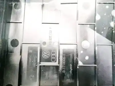 Second-hand car spare part medium for volkswagen golf v variant (1k5) 1.4 oem iam references 1k0937132f  017180061