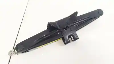 Pièce détachée automobile d'occasion cric hydraulique pour toyota corolla verso (r1) 2.2 d-4d sport références oem iam 