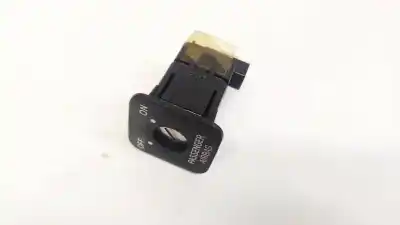 Pièce détachée automobile d'occasion bouton interrupteur pour toyota corolla verso (r1) 2.2 d-4d sport références oem iam 1368j64