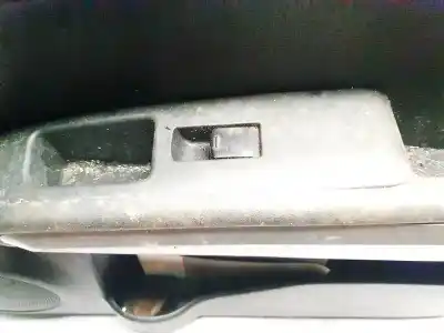 Peça sobressalente para automóvel em segunda mão botão / interruptor elevador vidro dianteiro esquerdo por nissan x-trail 2.0 16v referências oem iam 
