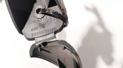 Pezzo di ricambio per auto di seconda mano maniglia a soffitto per iveco daily combi 1989 -> 2.8 d riferimenti oem iam 7700835126  