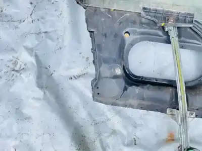 Автозапчастина б/у регулятор переднього правого скла для audi 100 avant (c4) 2.5 tdi посилання на oem iam   
