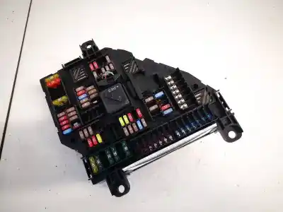 Second-hand car spare part fuse box unit for bmw 5-series, f07/f10 /f11 2010.03 - 2016.12 2.0 d 135kw 2010.03 --> oem iam references 926492301 Second-hand car spare part fuse box unit for bmw 5-series, f07/f10 /f11 2010.03 - 2016.12 2.0 d 135kw 2010.03 --> oem iam references 926492301