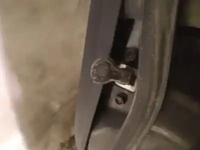 Second-hand car spare part hinge for mazda 2 lim. (de) 1.4 diesel cat oem iam references   