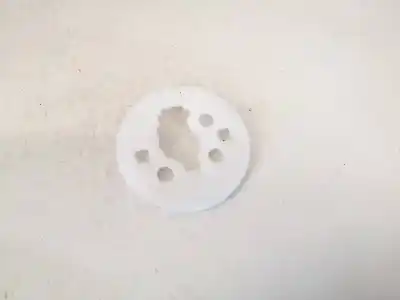 Peça sobressalente para automóvel em segunda mão plásticos por opel crossland x 1.2 referências oem iam 